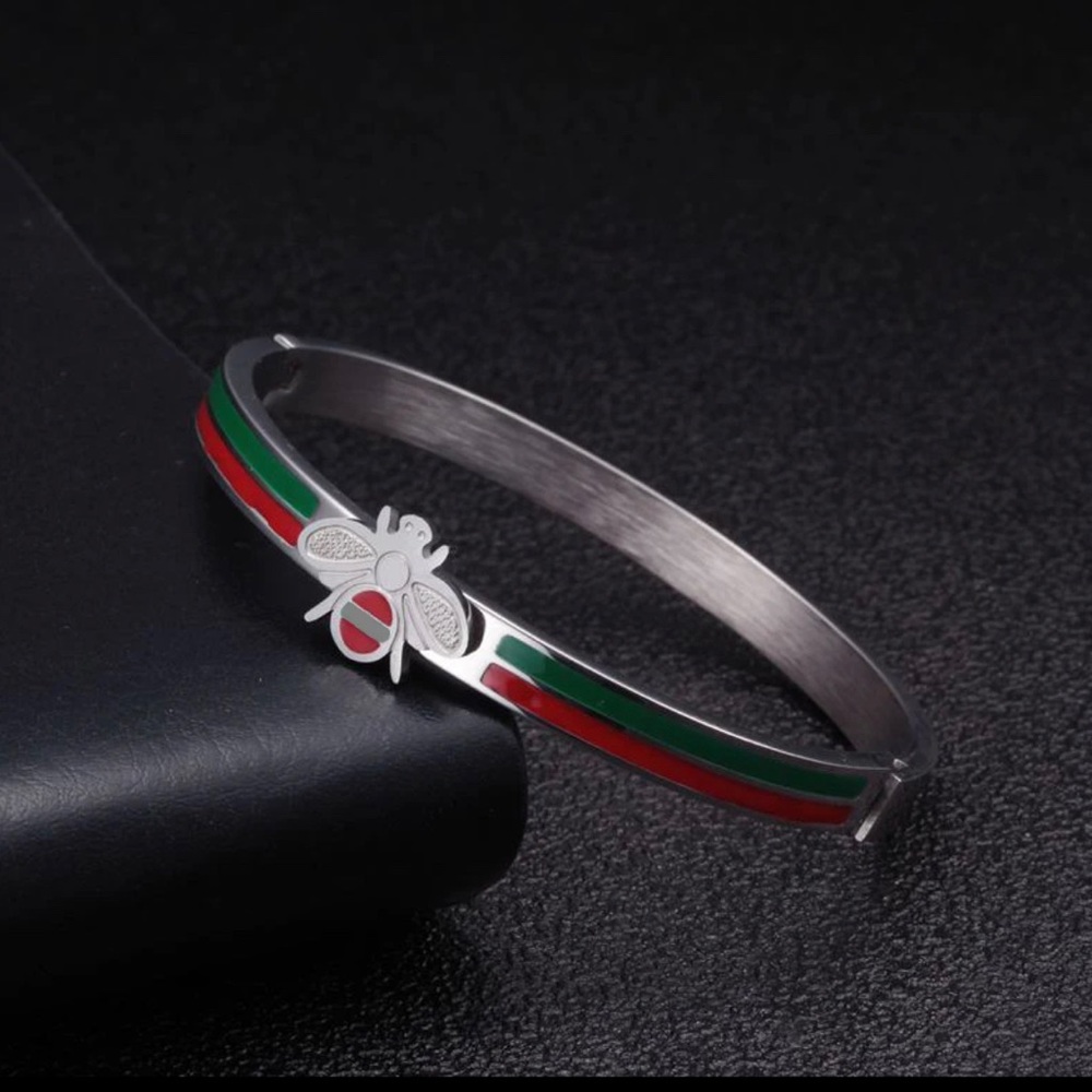 Bee bangle - Picture 2 of 2